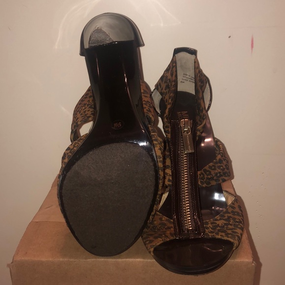 Michael Kors - Picture 3 of 4